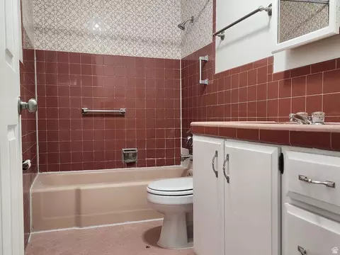 6960 S 900 E, Midvale, UT 84047 photo 11