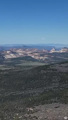 Undisclosed, Mount Carmel, UT 84755 photo 8