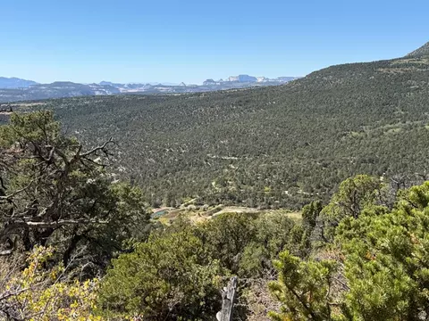 4 Mineral Springs Rd, Mount Carmel, UT 84755 photo 4