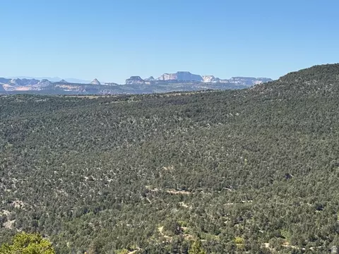 Undisclosed, Mount Carmel, UT 84755