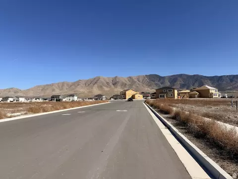 1448 E Jasmine St S #307, Eagle Mountain, UT 84005 photo 5