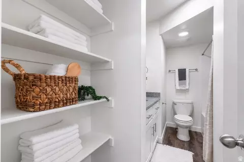 Bath - 445 W 950 S, Ogden, UT 84404 photo 2 of 3