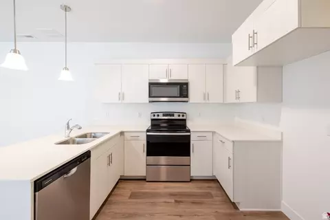 Kitchen - 4668 S Olive Ave #T203, Mapleton, UT 84664 photo 1 of 3