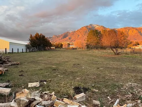 210 E Lomond View Dr, North Ogden, UT 84414