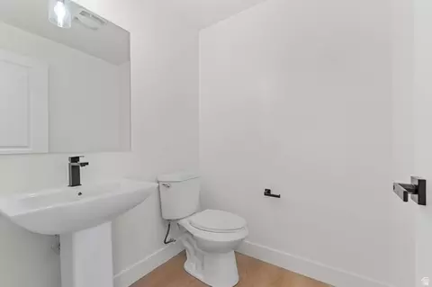 Bath - 229 E 670 S #7, Payson, UT 84651 photo 1 of 4