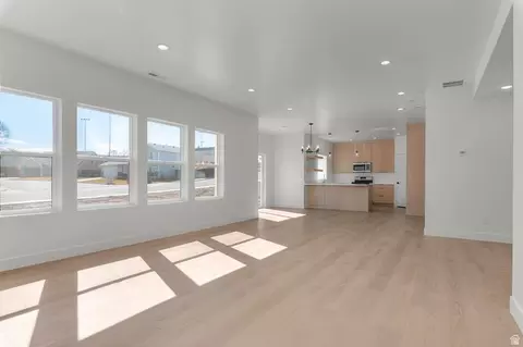 Living - 229 E 670 S #7, Payson, UT 84651 photo 2 of 3