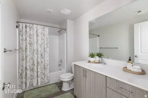 Bath - 130 7th Apt C304 St, Ogden, UT 84404 photo 2 of 2
