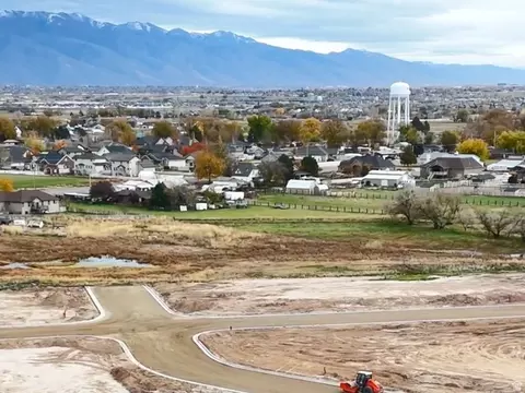 3682 W Richmond Dr #223, Taylor, UT 84401