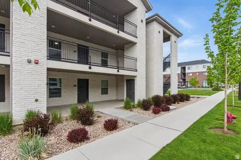 64 W 600 S #C205, Springville, UT 84663