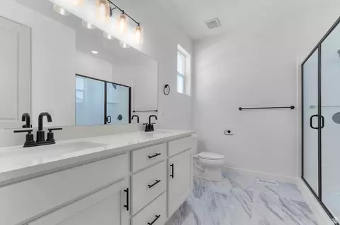 Bath - 1822 E Kern Mtn, Eagle Mountain, UT 84005 photo 2 of 2