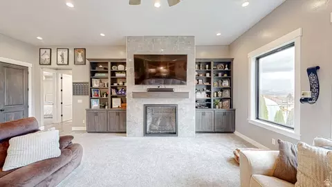 Living - 435 E 100 N, Mona, UT 84645 photo 3 of 4