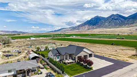 View/Area - 435 E 100 N, Mona, UT 84645 photo 4 of 11