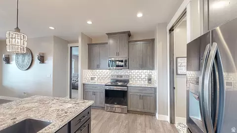Kitchen - 435 E 100 N, Mona, UT 84645 photo 3 of 4