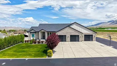 435 E 100 N, Mona, UT 84645