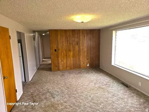 Living - 518 E 250 S, Clearfield, UT 84015 photo 1 of 2