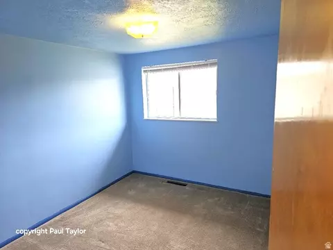 Bedroom - 518 E 250 S, Clearfield, UT 84015 photo 2 of 3
