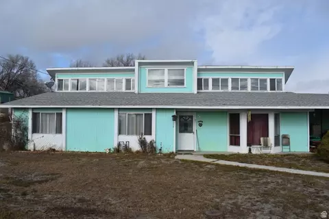 220 W 200 N, Ferron, UT 84523
