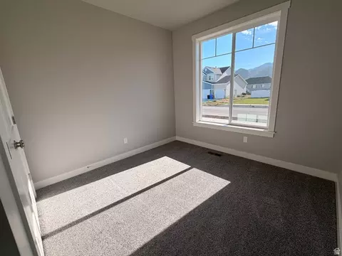 Bedroom - 557 N 510 E, Smithfield, UT 84335 photo 3 of 3