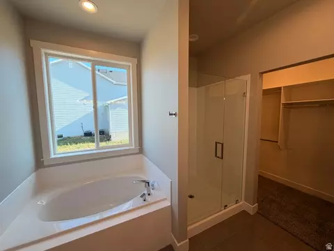 Bath - 557 N 510 E, Smithfield, UT 84335 photo 1 of 3