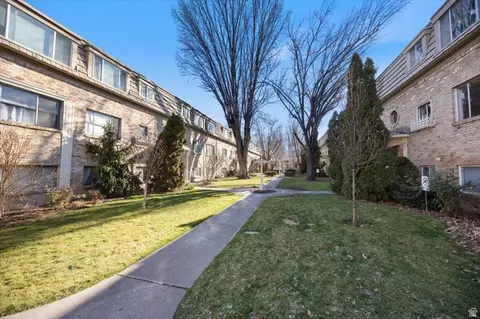 2220 E Murray Holladay Rd #110, Holladay, UT 84117