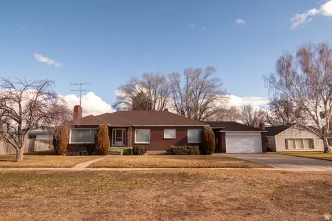 160 N 100 W, Beaver, UT 84713