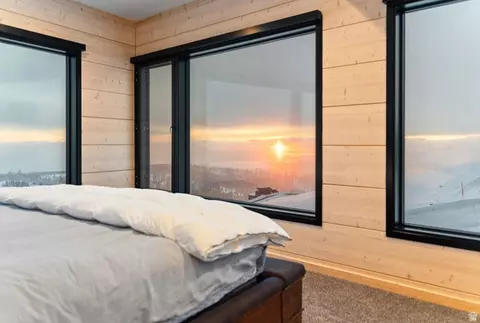 Bedroom - 8526 E Overlook Dr, Eden, UT 84310 photo 8 of 9