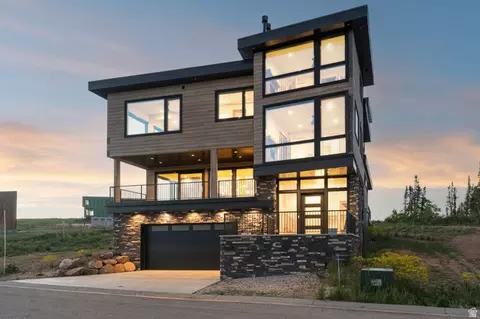 Exterior - 8526 E Overlook Dr, Eden, UT 84310 photo 2 of 18