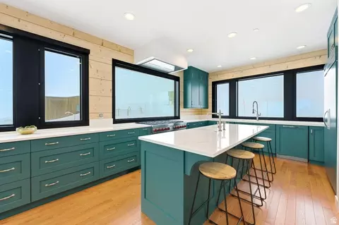 Kitchen - 8526 E Overlook Dr, Eden, UT 84310 photo 4 of 5