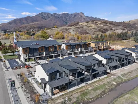 5828 N Jeeder Dr #69, Mountain Green, UT 84050