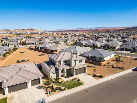 521 S Palm Ave, Washington, UT 84780