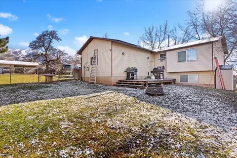 Exterior - 1545 E 975 N, Layton, UT 84040 photo 4 of 4