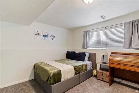 Bedroom - 1545 E 975 N, Layton, UT 84040 photo 5 of 8