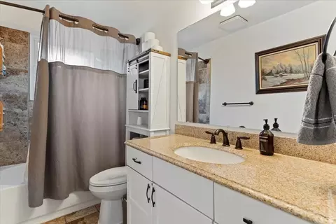 Bath - 1545 E 975 N, Layton, UT 84040 photo 2 of 2