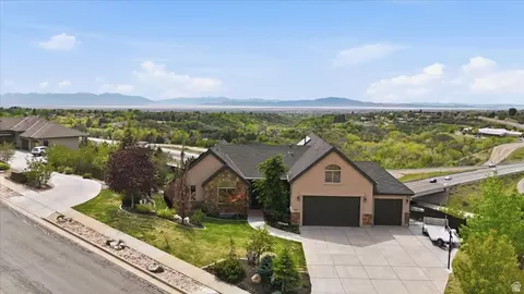 3297 N Layton Ridge Dr E, Layton, UT 84040