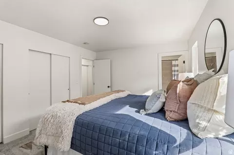 Bedroom - 1492 E Sandy Hills Dr, Sandy, UT 84093 photo 3 of 6