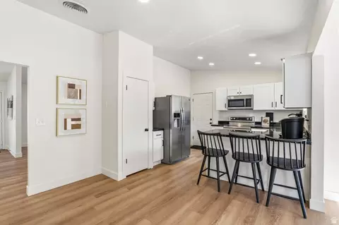 Kitchen - 1492 E Sandy Hills Dr, Sandy, UT 84093 photo 1 of 2