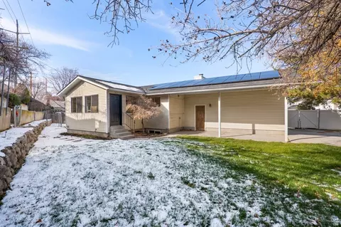 Exterior - 1492 E Sandy Hills Dr, Sandy, UT 84093 photo 3 of 7