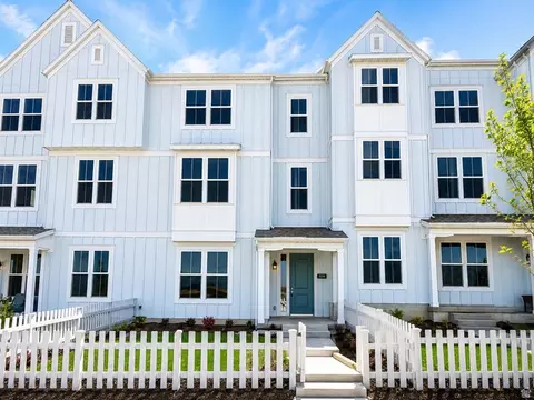 7059 W South Jordan Pkwy S #388, South Jordan, UT 84009