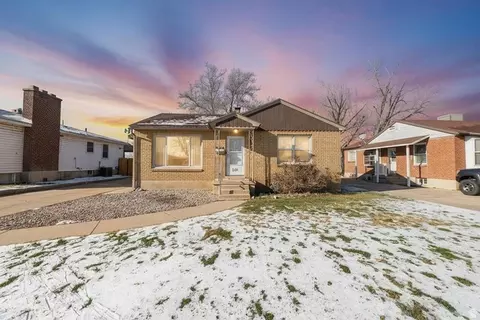 5243 S 2200 W, Roy, UT 84067