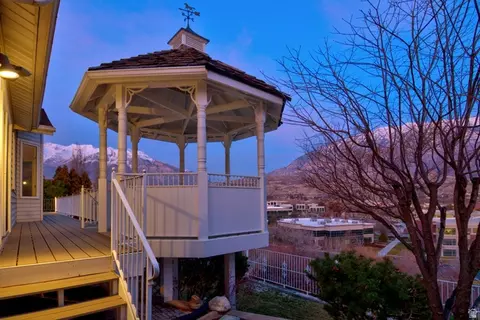Exterior - 80 N 1200 E, Orem, UT 84097 photo 4 of 17