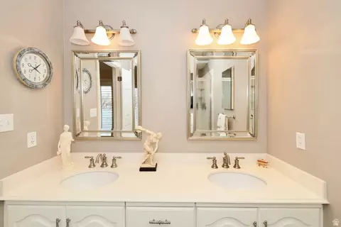 Bath - 80 N 1200 E, Orem, UT 84097 photo 4 of 7