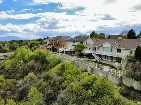 View/Area - 80 N 1200 E, Orem, UT 84097 photo 1 of 19