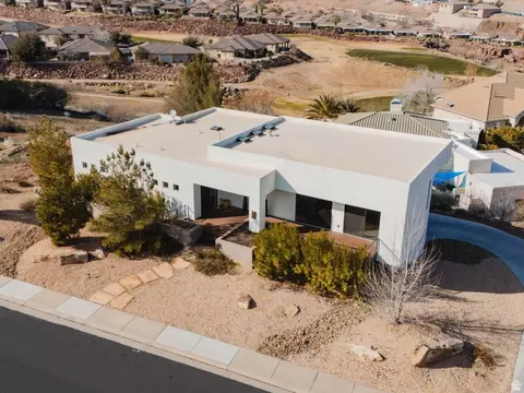 2176 S Southgate Hills Dr, Saint George, UT 84770