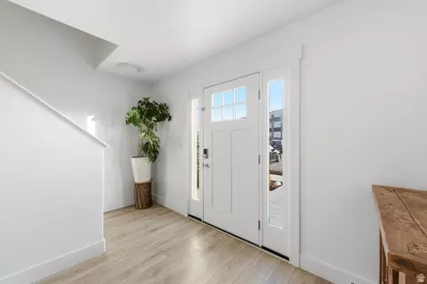 Entry Way - 4752 S Hillhouse Cv, Murray, UT 84107 photo 1 of 3