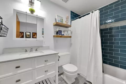Bath - 310 N 800 E, Mapleton, UT 84664 photo 1 of 3