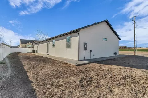Exterior - 520 E 450 N, Delta, UT 84624 photo 2 of 5