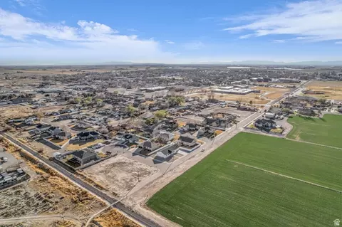View/Area - 520 E 450 N, Delta, UT 84624 photo 8 of 10