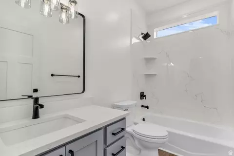 Bath - 520 E 450 N, Delta, UT 84624 photo 6 of 7