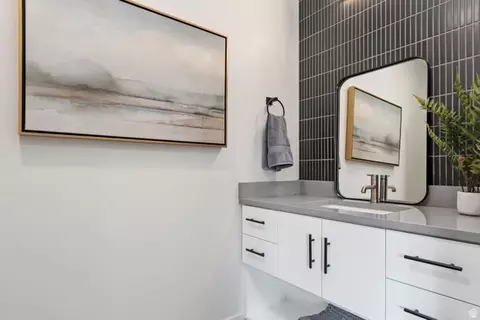 Bath - 32 W 400 S, Bountiful, UT 84010 photo 1 of 4