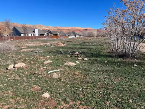 661 S 400 E, Moab, UT 84532 photo 7